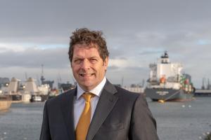 WHG - Jan Overdevest is Havenman van het Jaar 2022 / publicatie AD