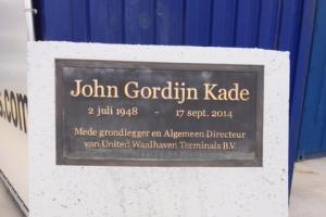 UWT - John Gordijn Kade - bord geplaatst